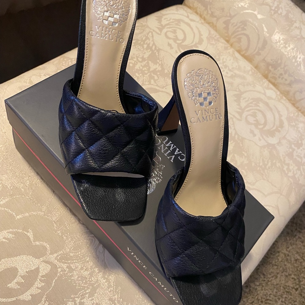 Vince Camuto Black heels